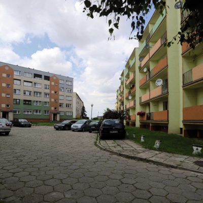 Osiedle Piastowskie. Między blokami kopia
