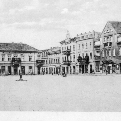 Rynek. Pierzeja południowo-wschodnia (lata 30. XX w.) - karta pocztowa kopia