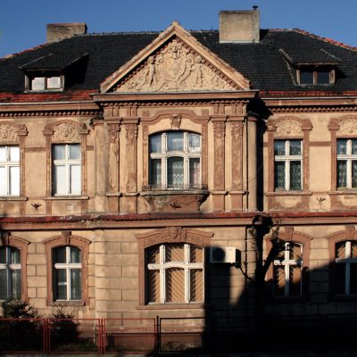 Ulica Powstania Wielkopolskiego 1, dom Kuchla. kopia