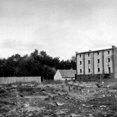 Ulica Raj, spichrz zbożowy