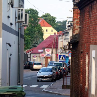 Ulica Ścianki z widokiem na Rynek i ul. Kościelną (2020 r.)