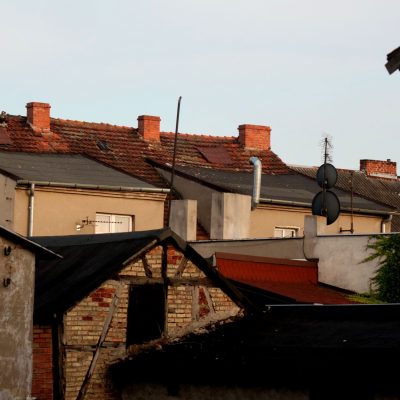 Ulica Ścianki. Dachy posesji przy ul. św. Ducha