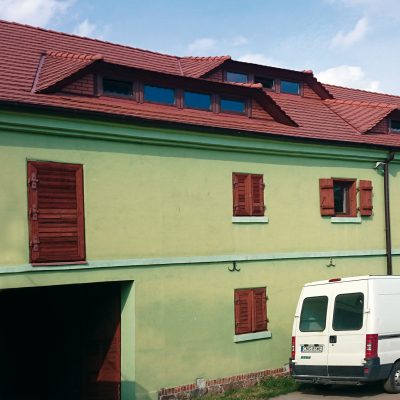Ulica Świętego Ducha. Spichrz w głębi posesji nr 9 - elewacja południowa