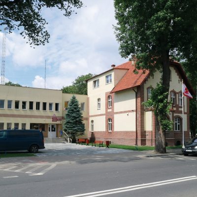 Ulica dra Jakuba Cieślewicza. Siedziba władz miejskich (2020 r.)